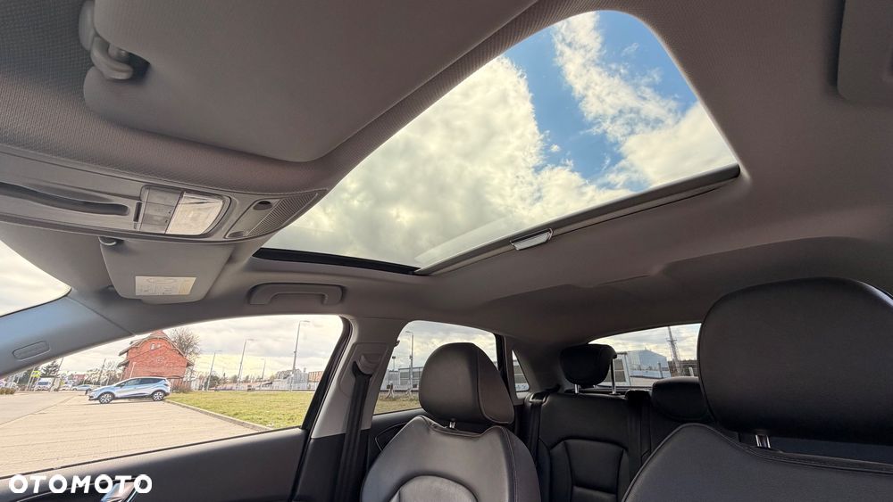 Audi A1 Sportback 1.6 TDI Sport S tronic - 17