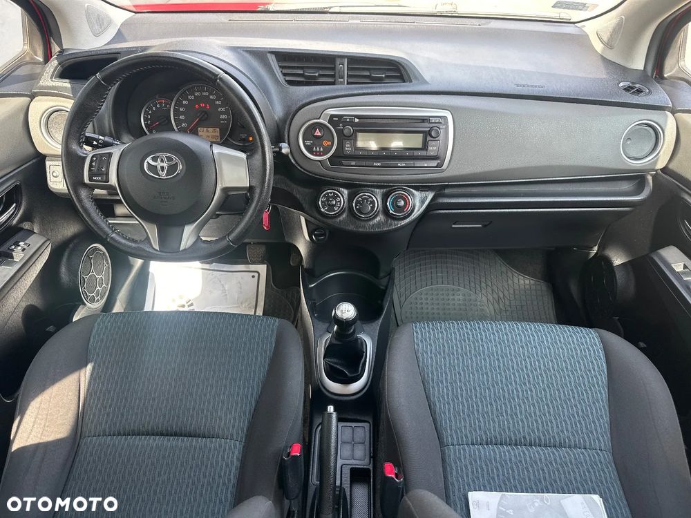 Toyota Yaris 1.0 Terra - 23