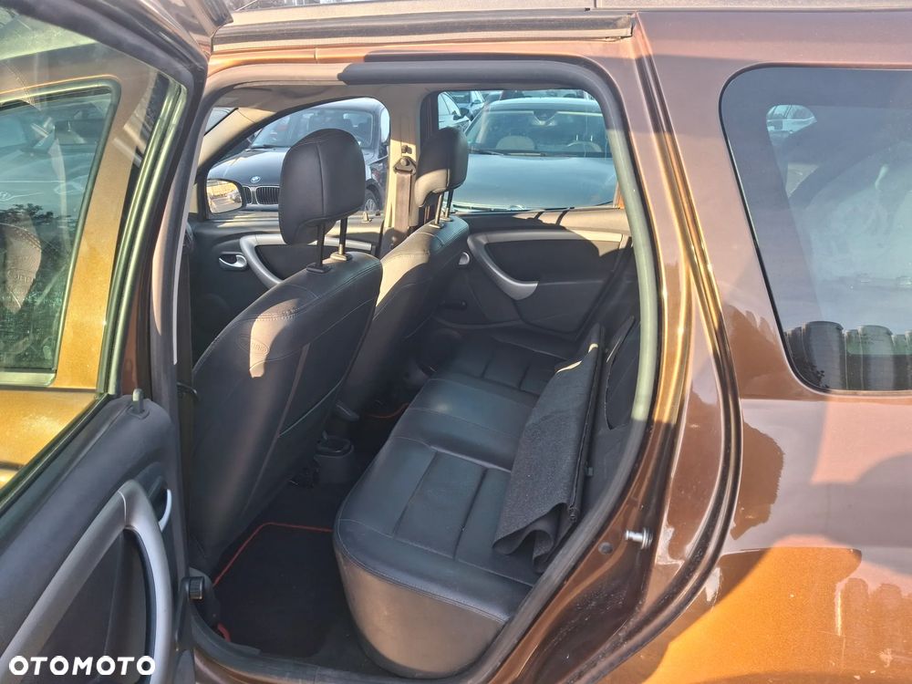 Dacia Duster 1.6 16V 4x4 Laureate - 8