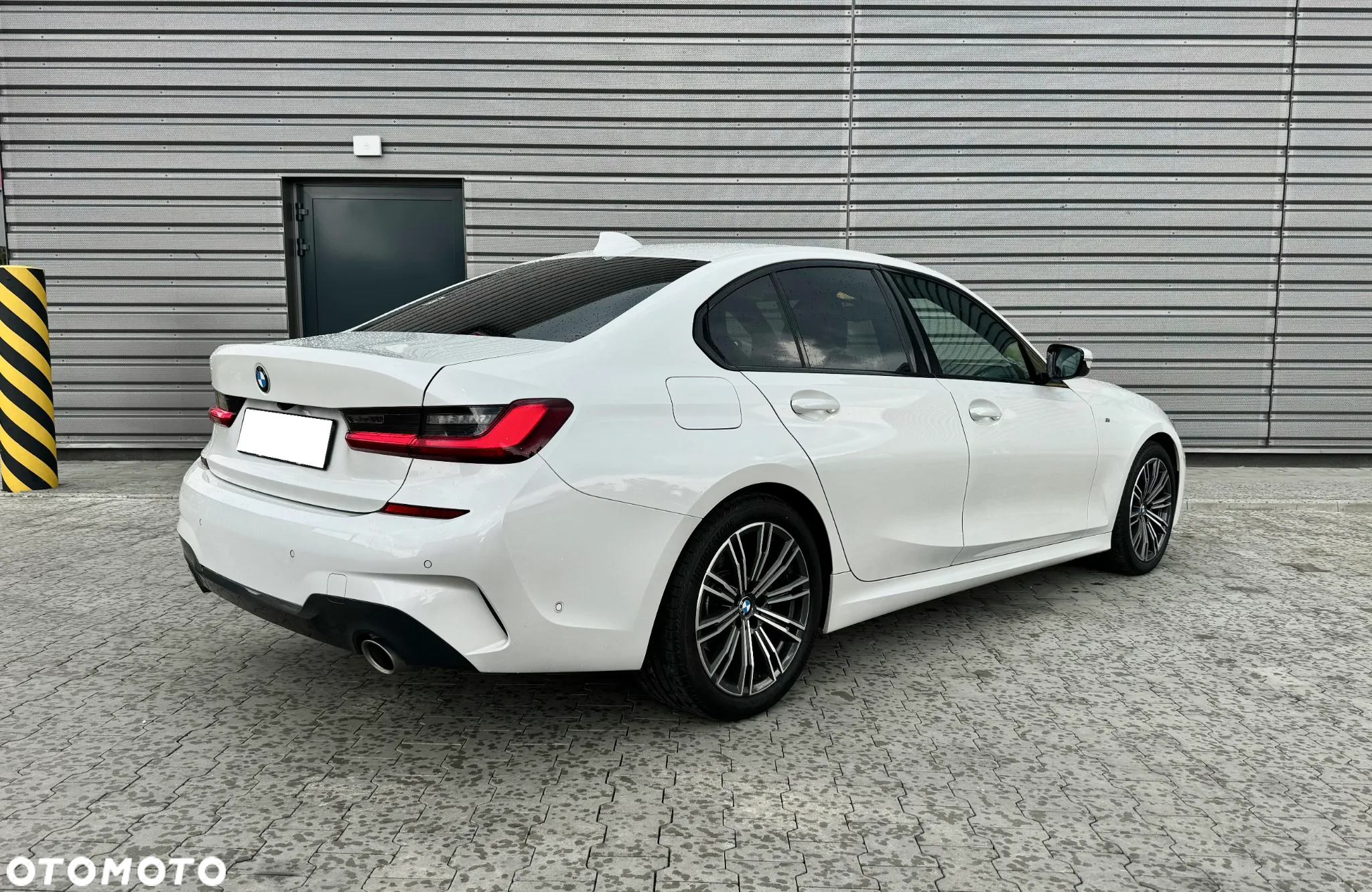 BMW Seria 3 320d xDrive M Sport sport - 4