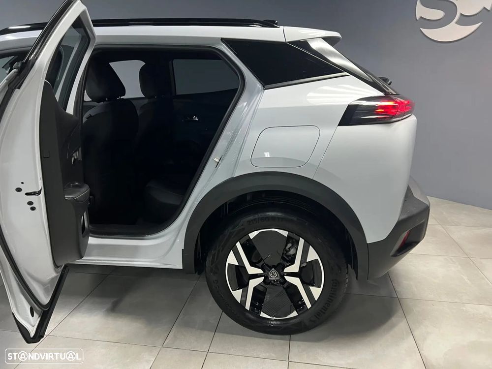 Peugeot 2008 1.2 Hybrid Allure e-DCS6 - 19