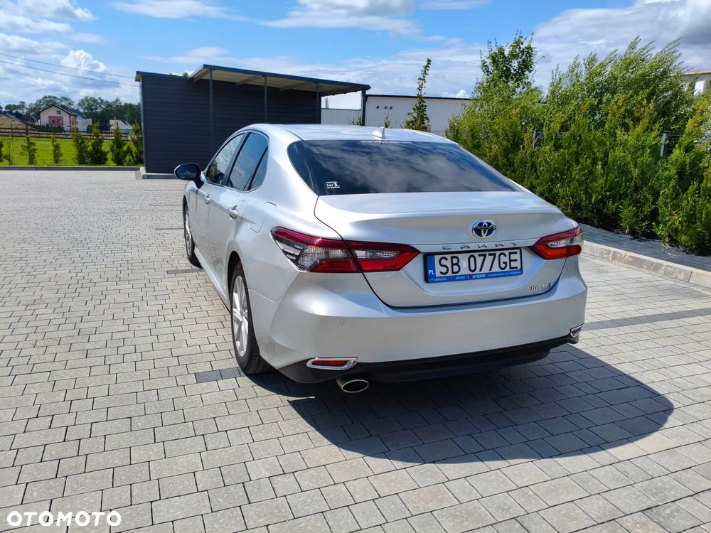 Toyota Camry 2.5 Hybrid Comfort CVT - 18