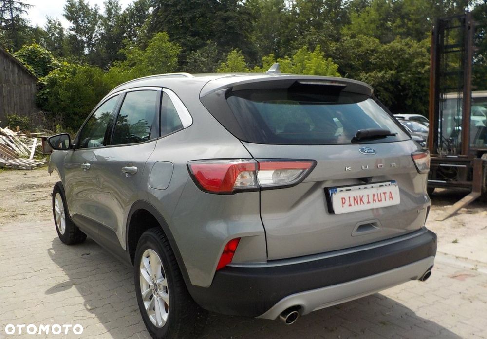 Ford Kuga - 13