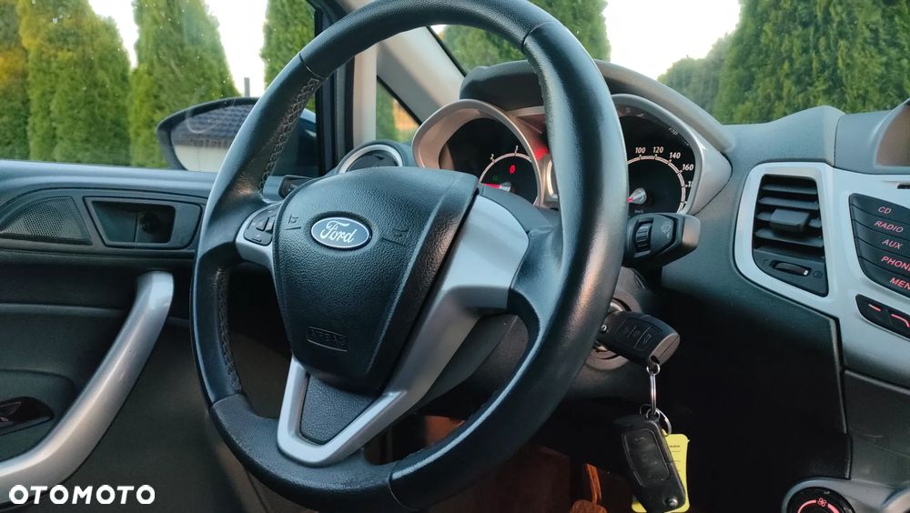Ford Fiesta 1.6 TDCi Individual - 8