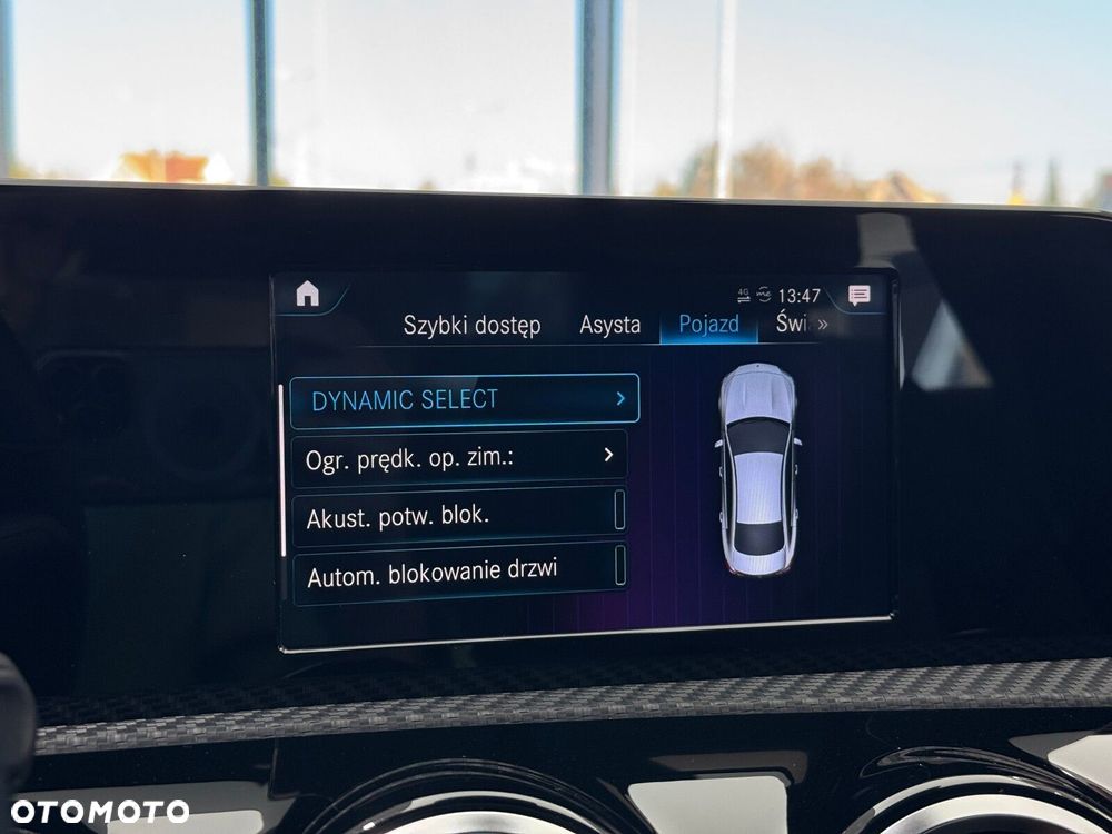 Mercedes-Benz CLA - 35