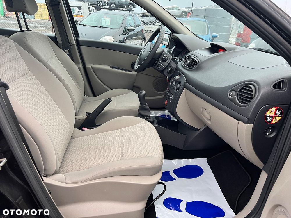 Renault Clio 1.2 16V Expression - 31