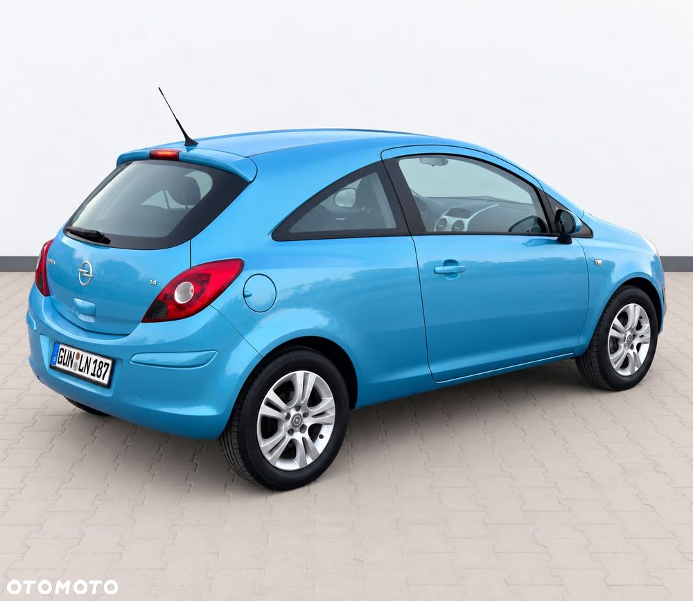 Opel Corsa 1.2 16V Essentia - 21