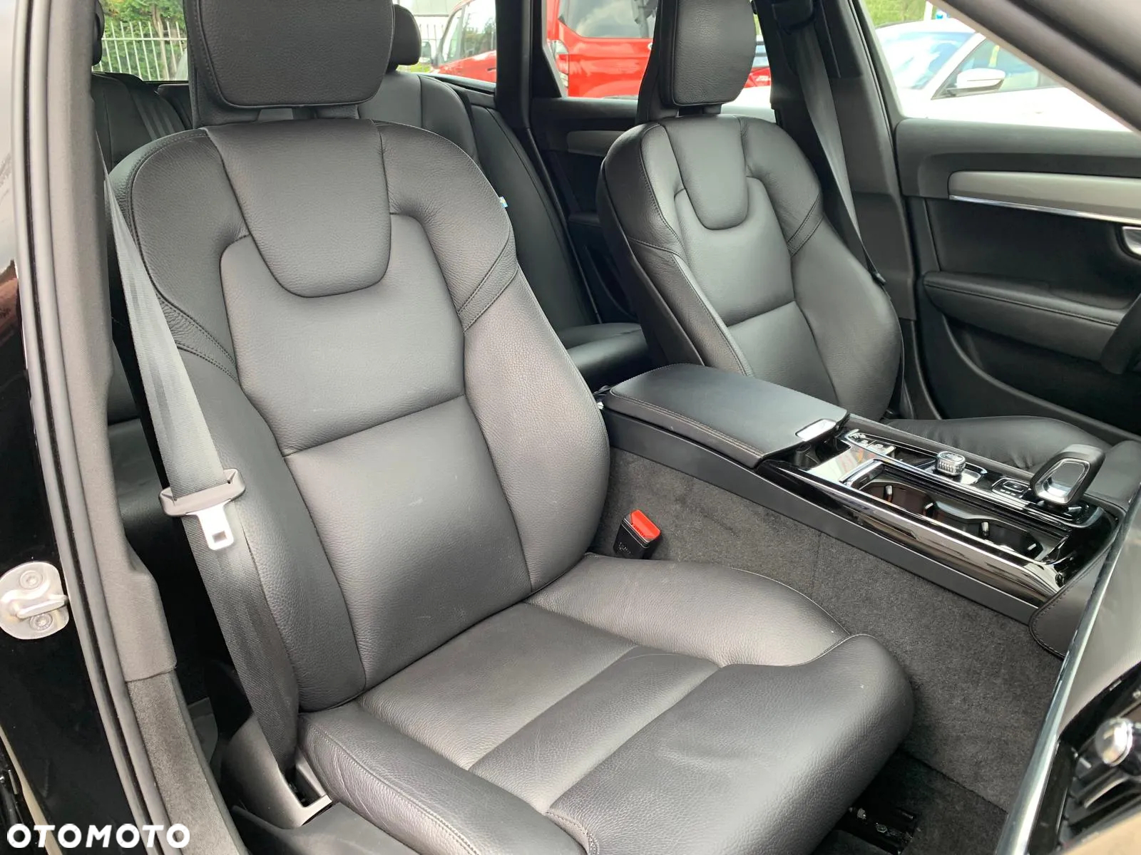 Volvo V90 T6 AWD Plug-In Hybrid Plus Bright - 21