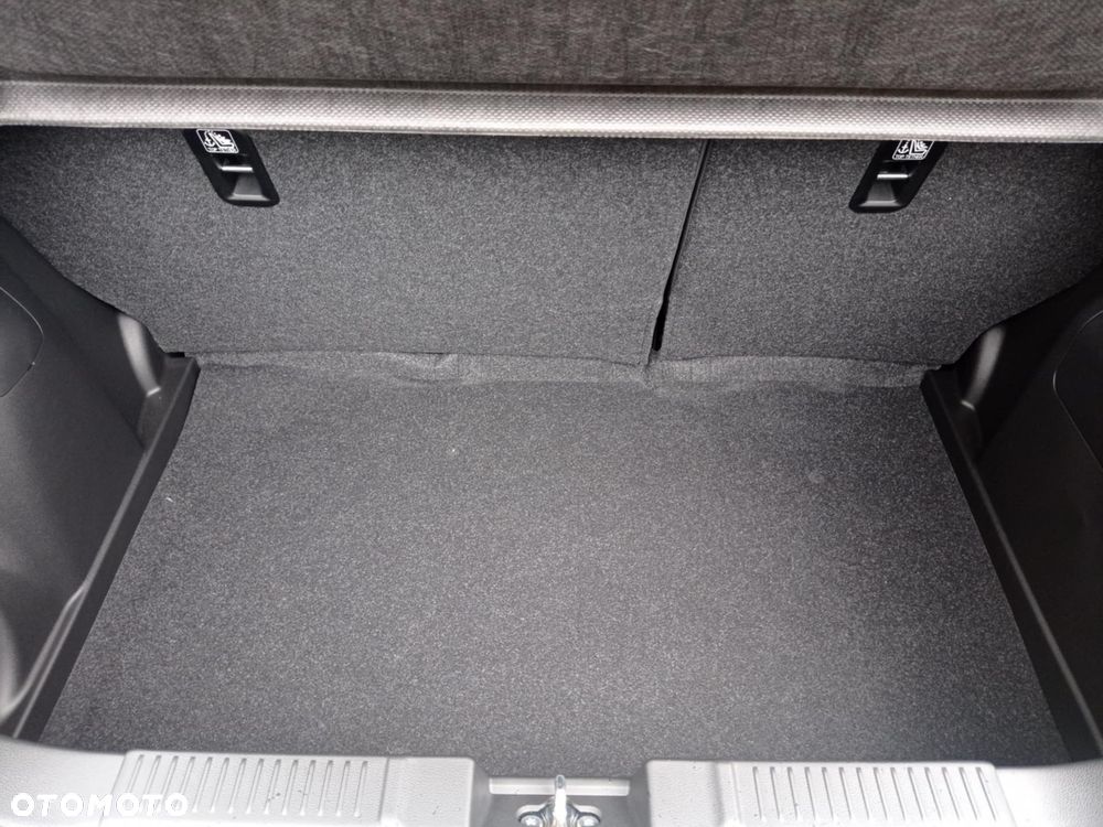 Suzuki Swift 1.2 Dualjet SHVS Premium Plus CVT - 17