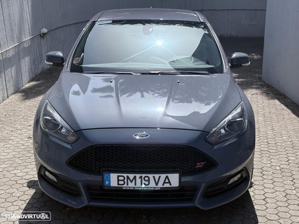 Ford Focus 2.0 EcoBoost ST c/ Pack Pele Desportiva - 4