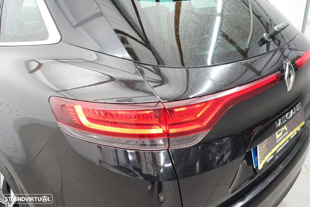 Renault Mégane Sport Tourer 1.3 TCe Limited EDC - 14
