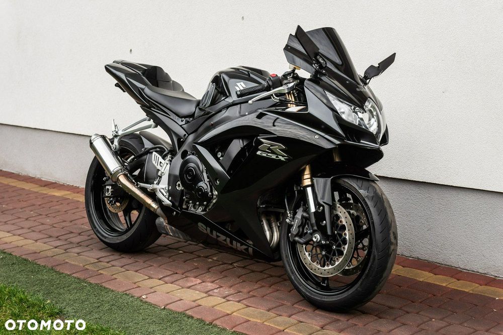 Suzuki GSX-R - 1