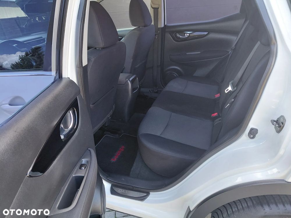 Nissan Qashqai 1.2 DIG-T N-Connecta - 11