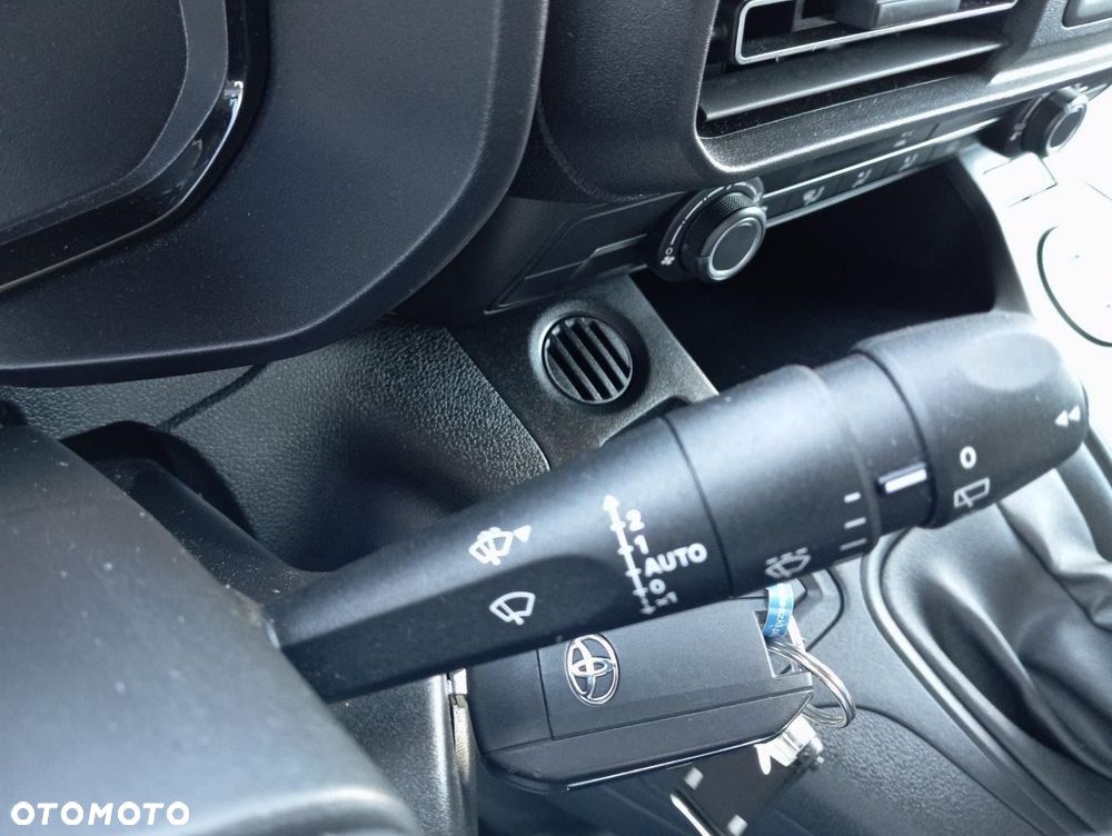 Toyota PROACE CITY - 33