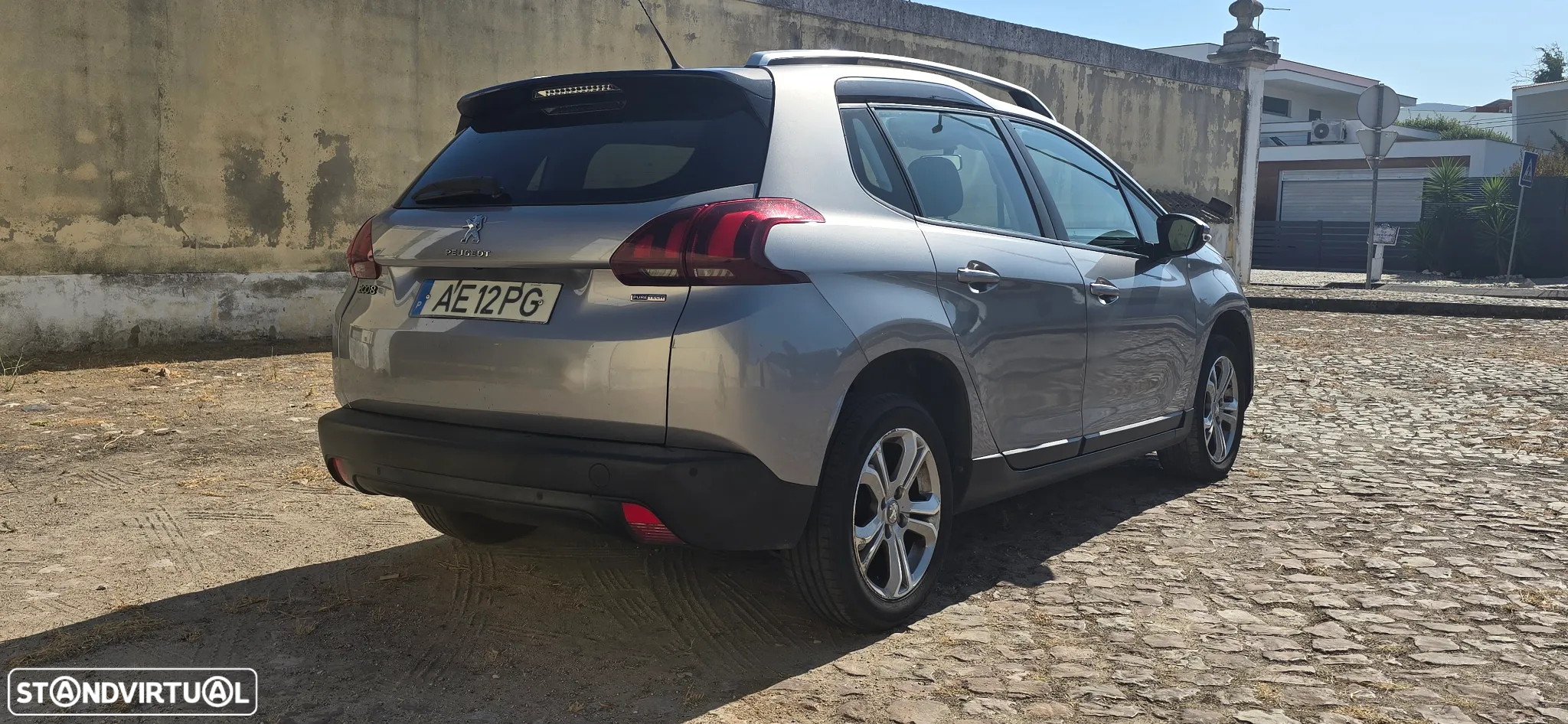 Peugeot 2008 ver-1-2-puretech-active - 3