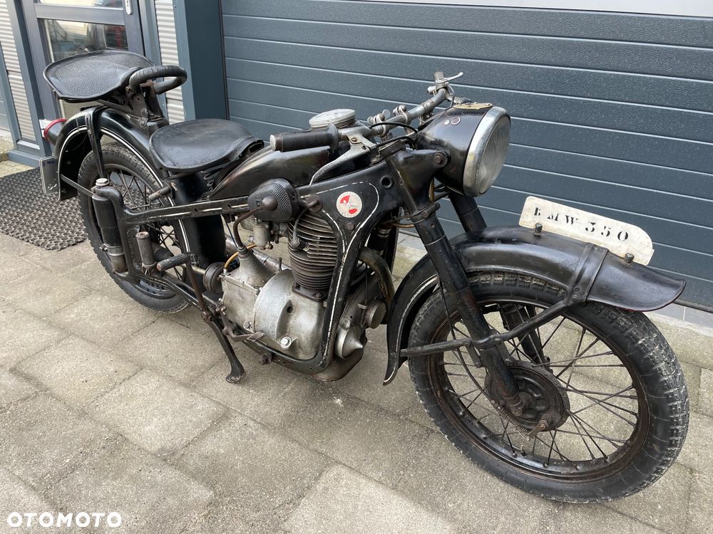 BMW R - 12