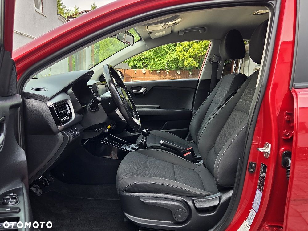 Kia Rio 1.2 Dream Team Edition - 14