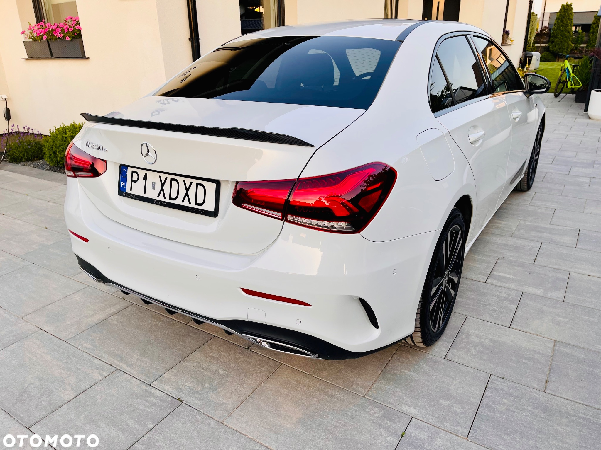 Mercedes-Benz Klasa A 250 E Progressive 8G-DCT - 4