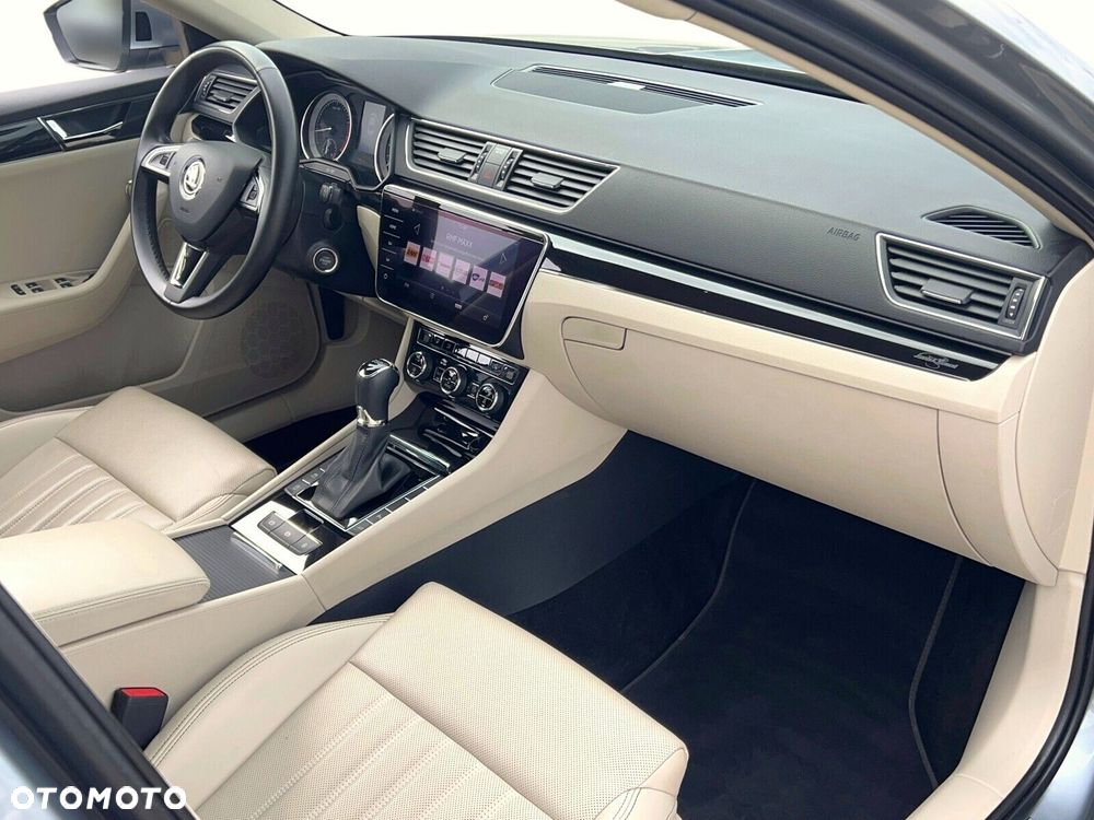 Skoda Superb 2.0 TSI L&K DSG - 17