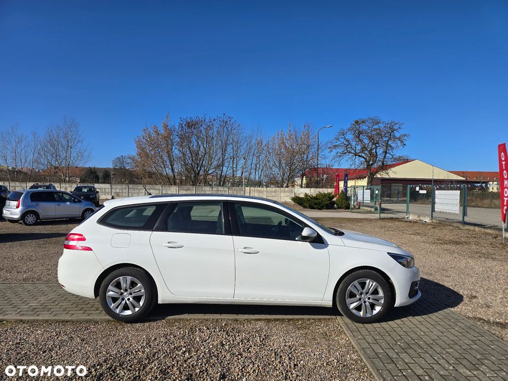 Peugeot 308 1.5 BlueHDi Business Line S&S - 5