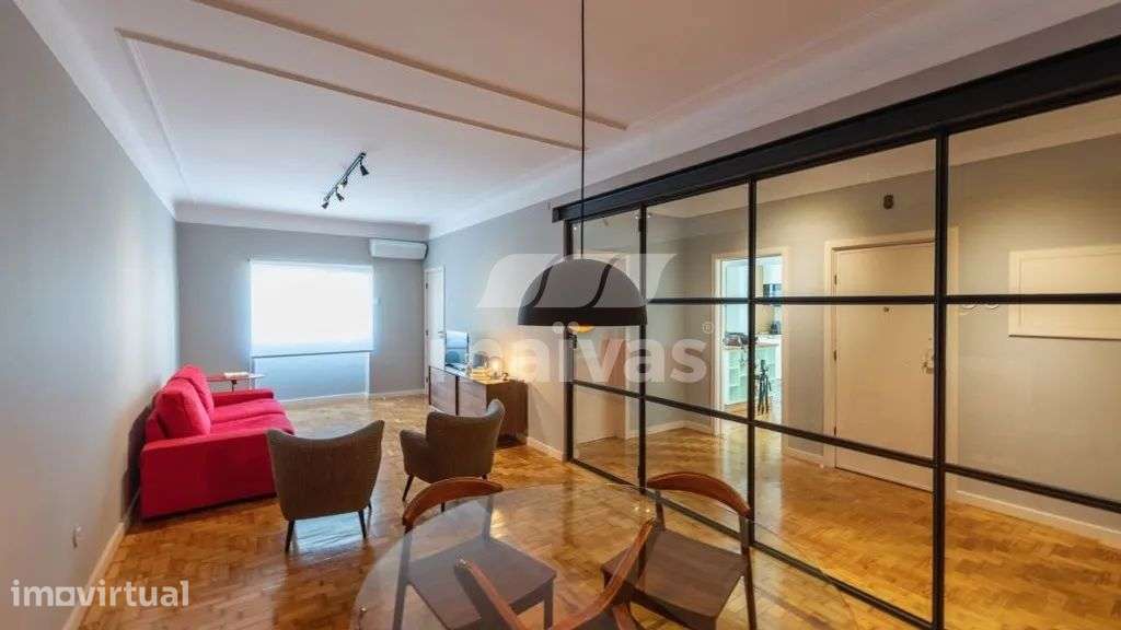 Apartamento T3 Remodelado - Grande imagem: 2/9