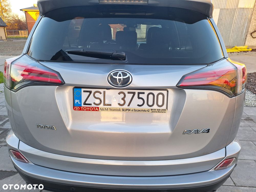 Toyota RAV4 2.0 D-4D Premium 4x2 - 2