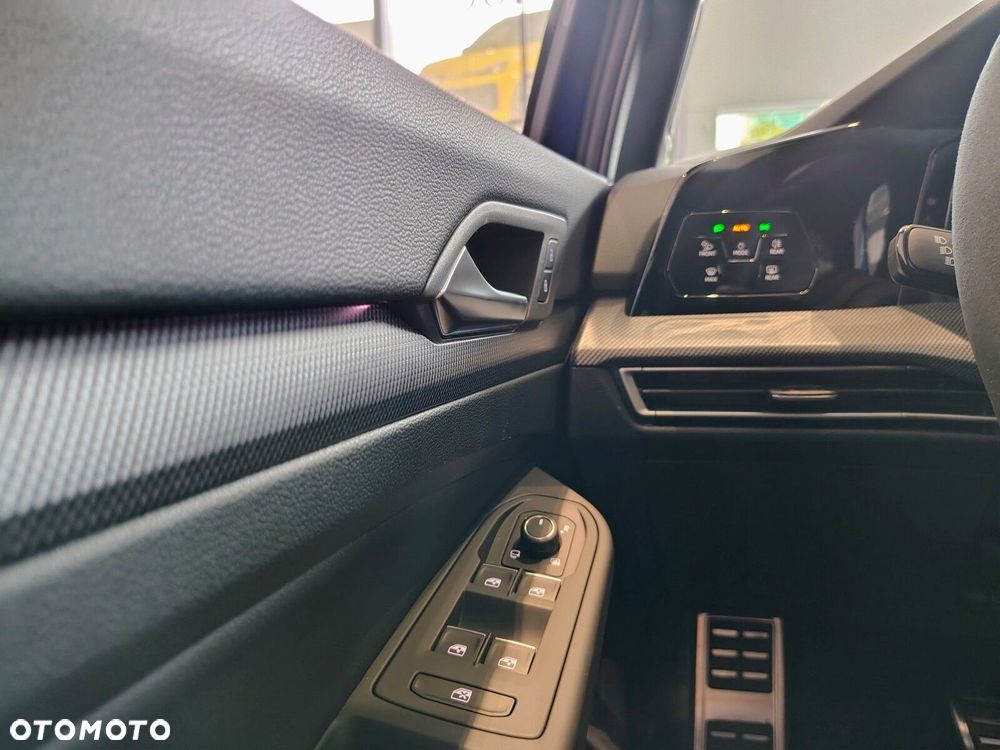 Volkswagen Golf Variant - 21