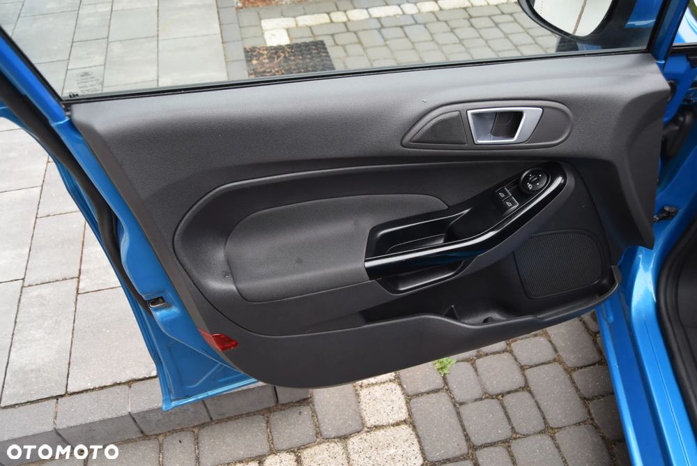 Ford Fiesta 1.5 TDCi Celebration - 23