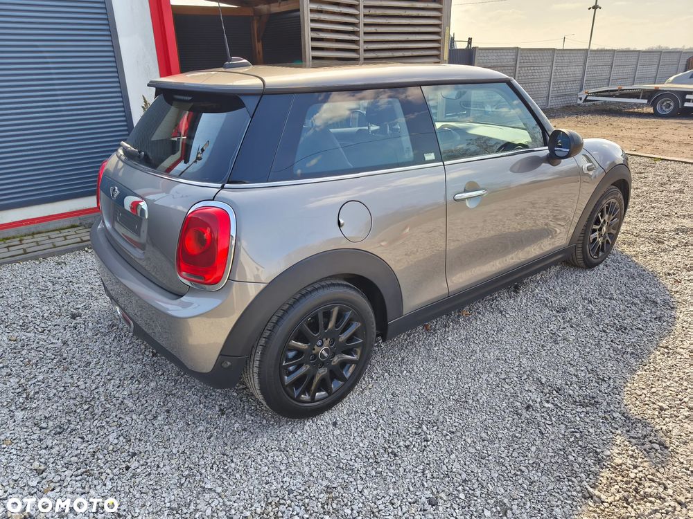 MINI ONE - 4