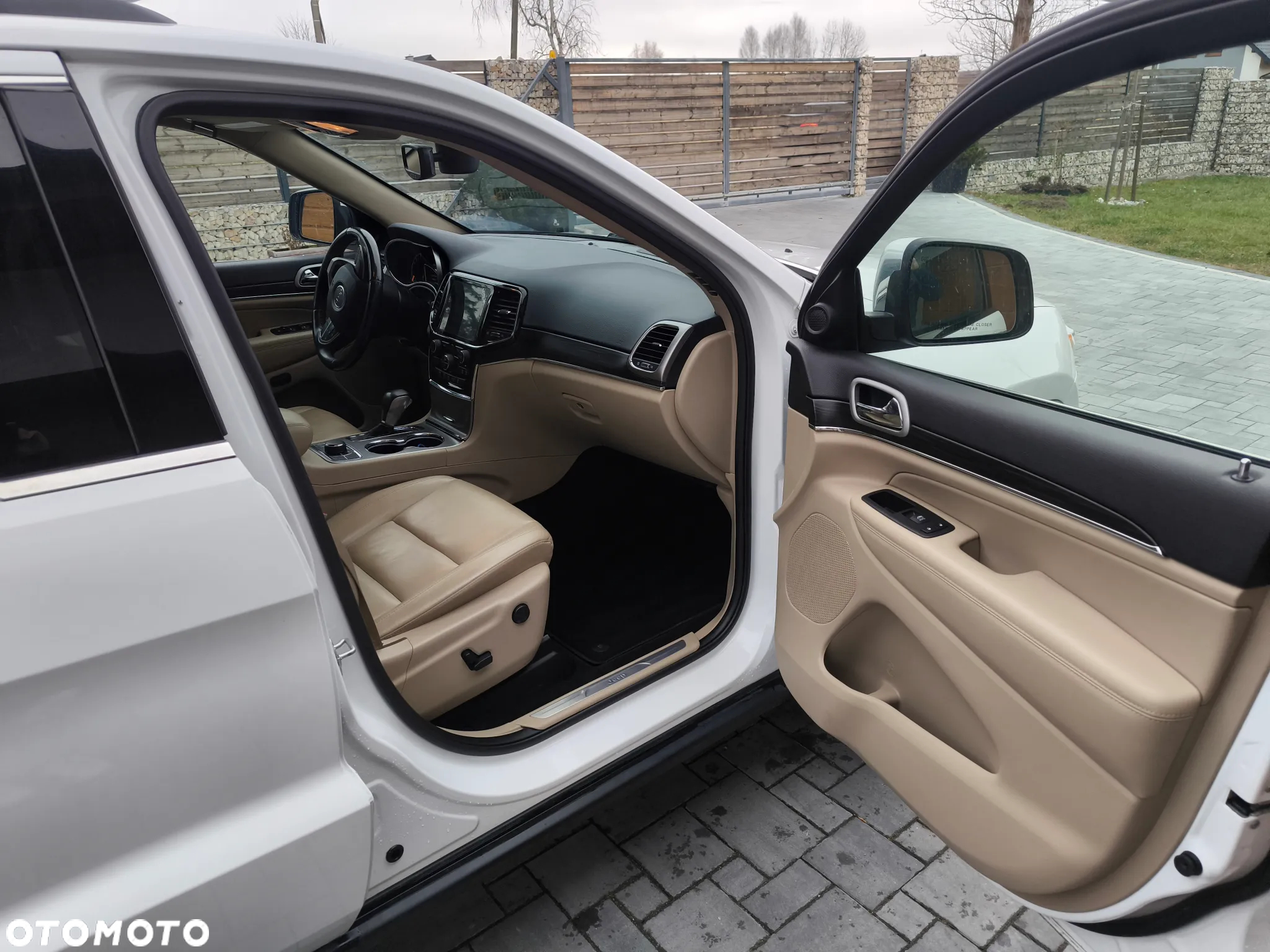Jeep Grand Cherokee - 5