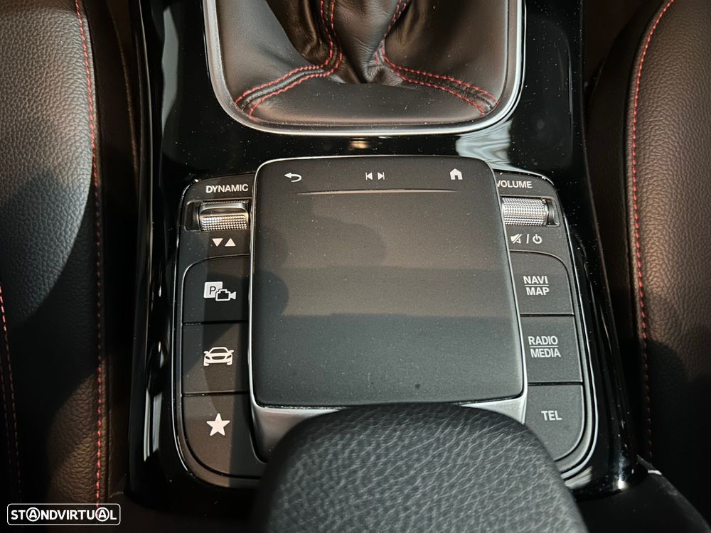 Mercedes-Benz A 160 AMG Line - 32