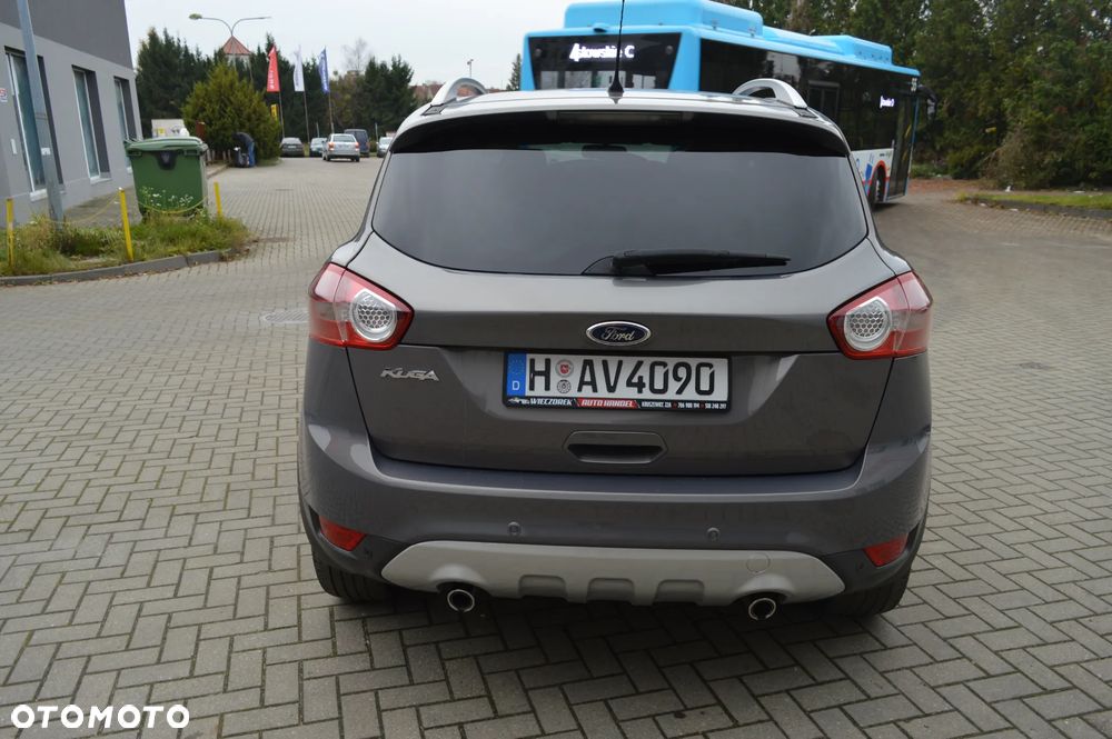 Ford Kuga 2.0 TDCi 4x4 Titanium - 9