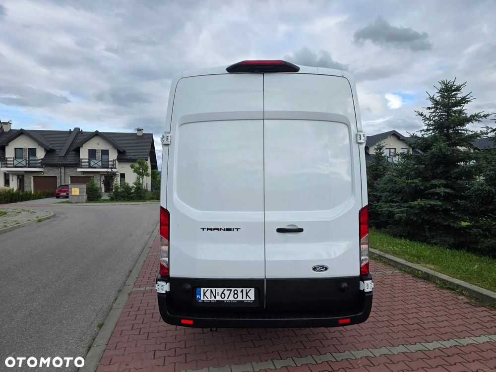 Ford Transit L4 RWD Trend - 4