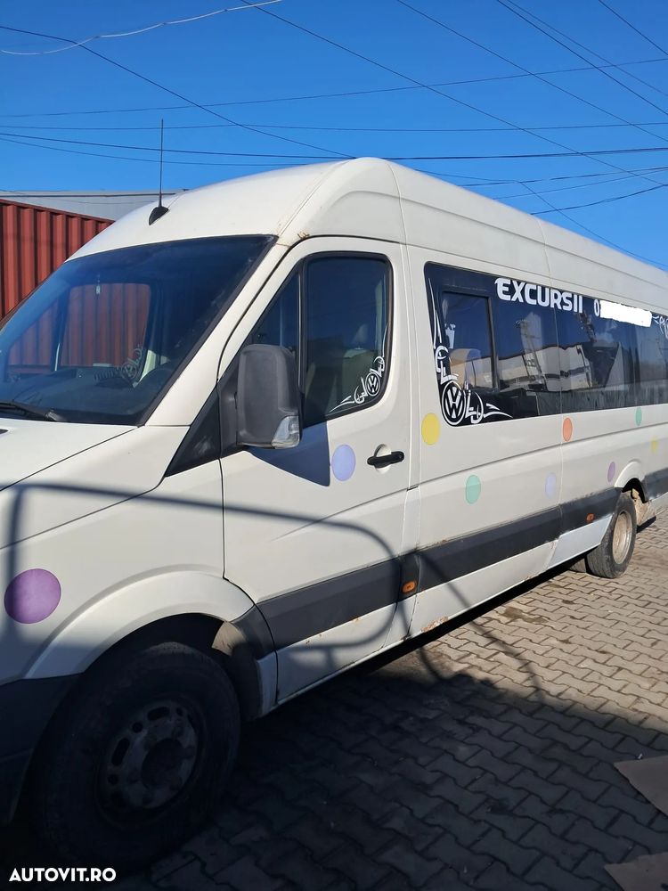 Volkswagen Crafter - 2