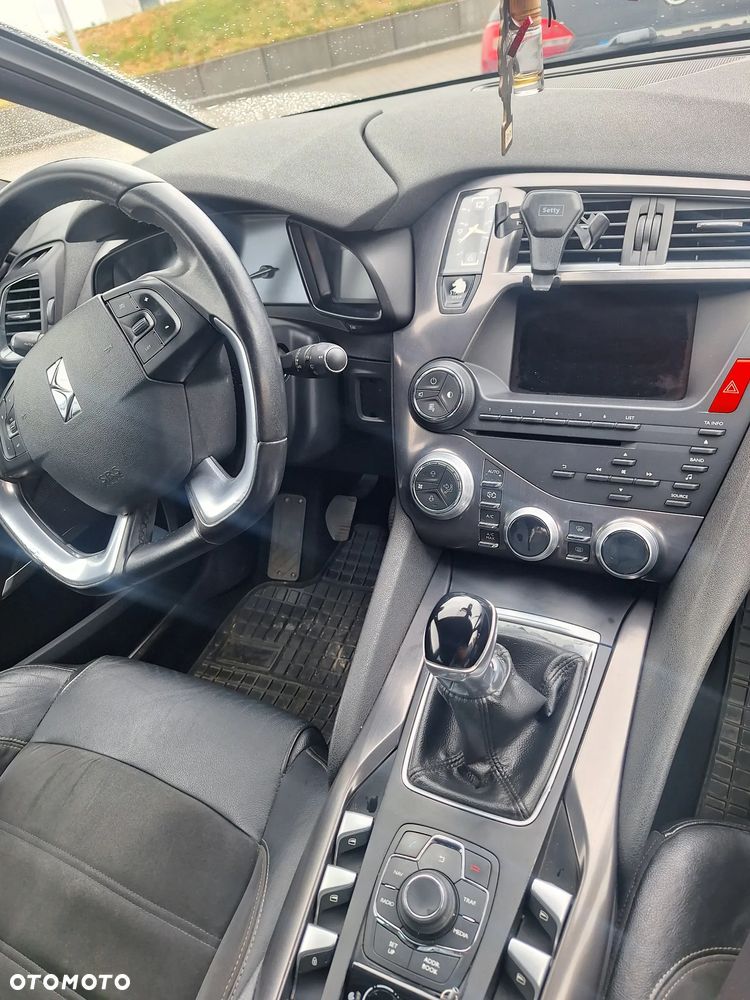 Citroën DS5 2.0 HDi SportChic - 5