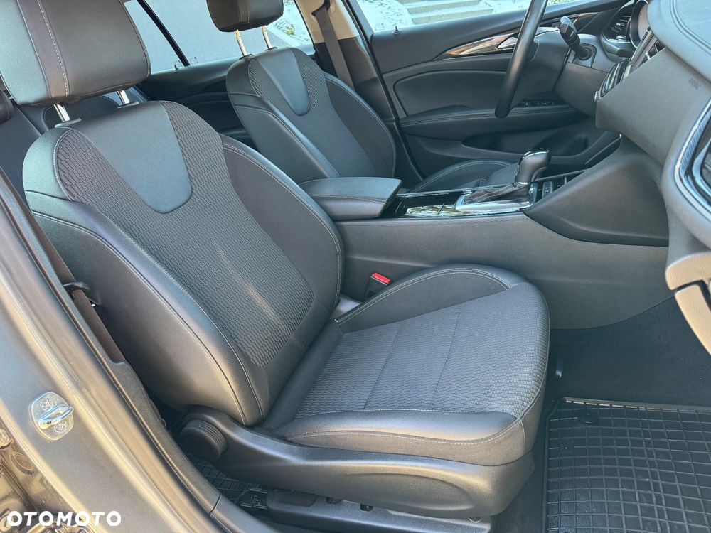 Opel Insignia 1.5 T GPF Innovation S&S - 24