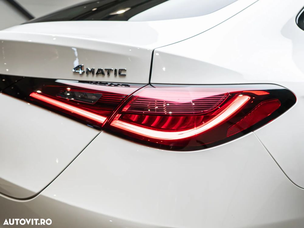 Mercedes-Benz GLC Coupe 300 e 4Matic 9G-TRONIC Edition AMG Line - 37