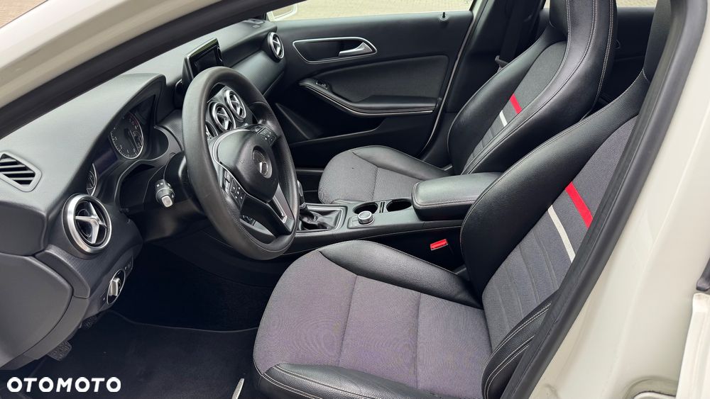Mercedes-Benz Klasa A 180 BlueEfficiency Edition Style - 17