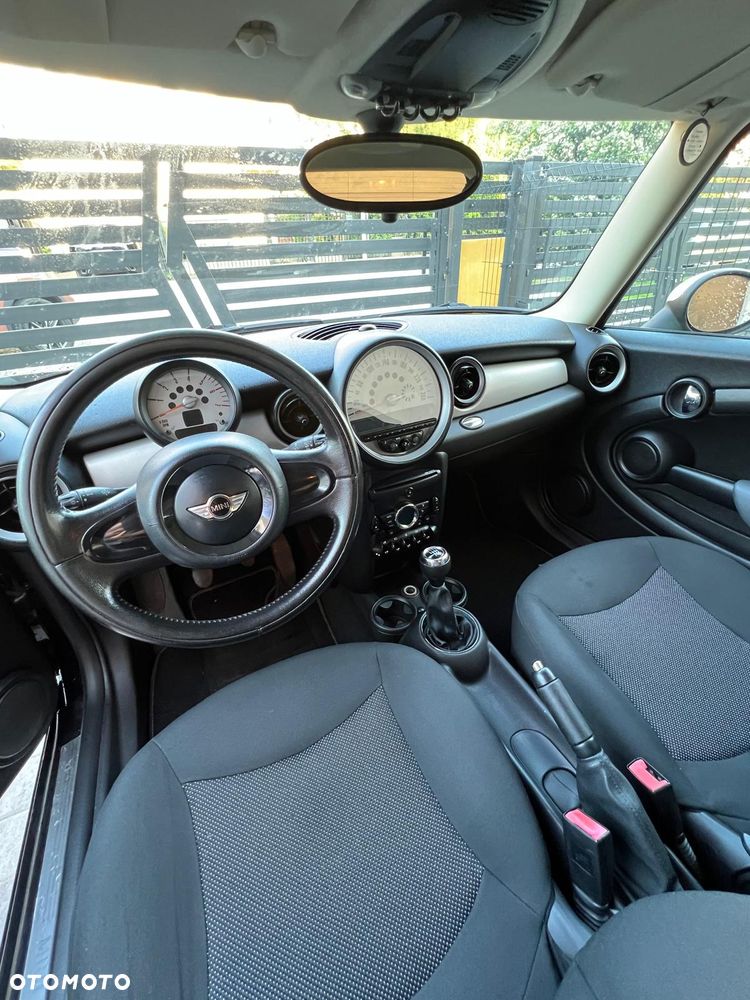MINI Cooper D - 4