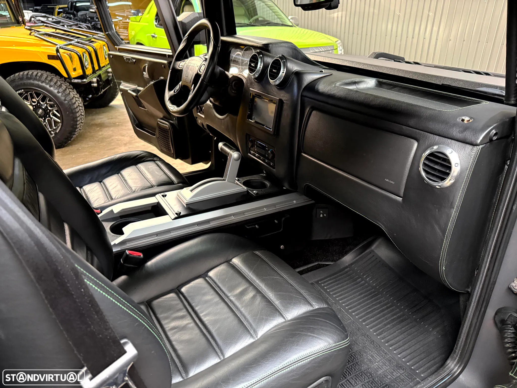 Hummer H2 Slantaback Custom 6.0 V8 - 22