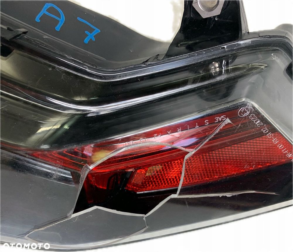 A7 LAMBORGHINI HURACAN LAMPA LEWA TYLNA TYŁ EU 4T0945095 - 15