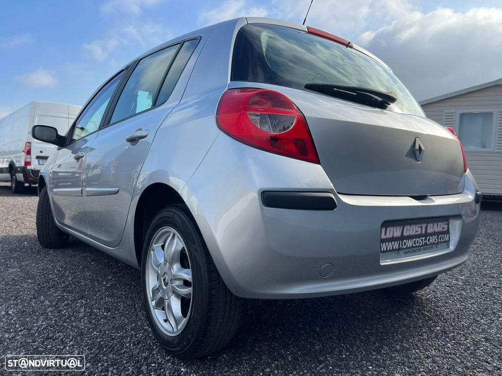 Renault Clio 1.2 16V Dynamique - 25