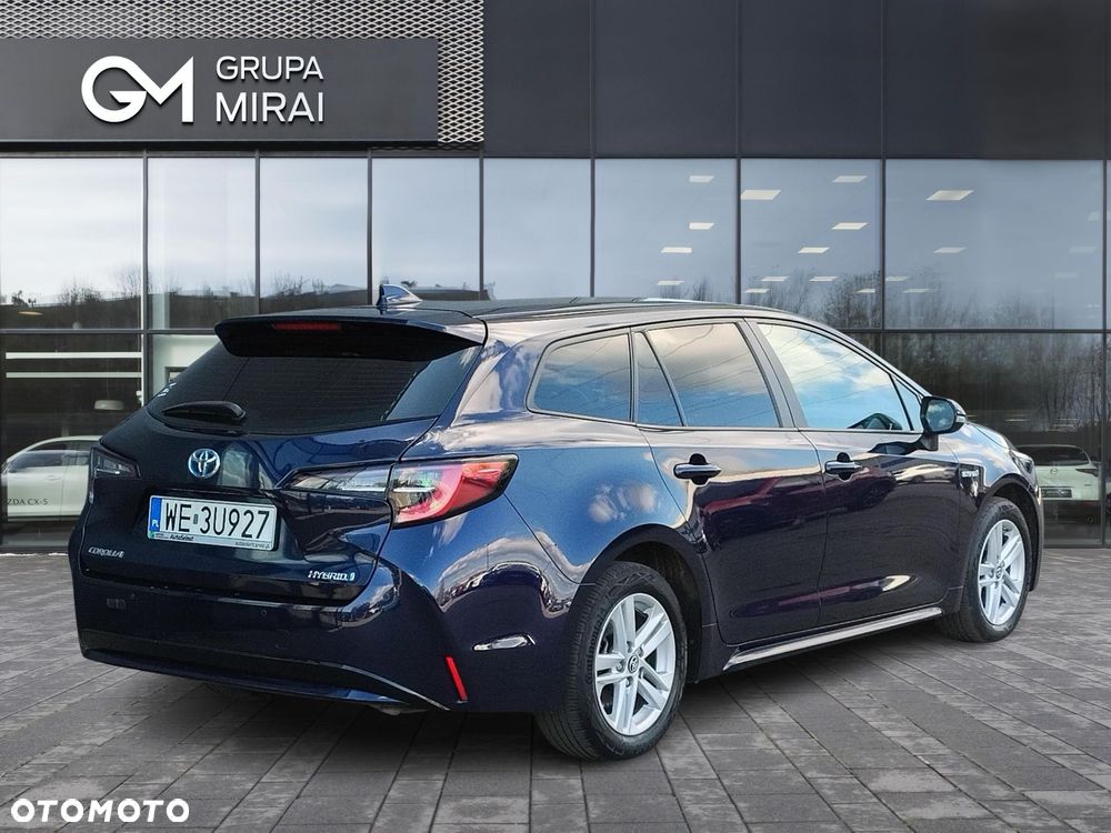 Toyota Corolla - 5