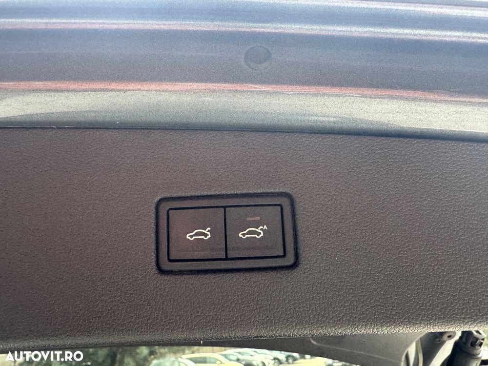 Volkswagen Tiguan - 15