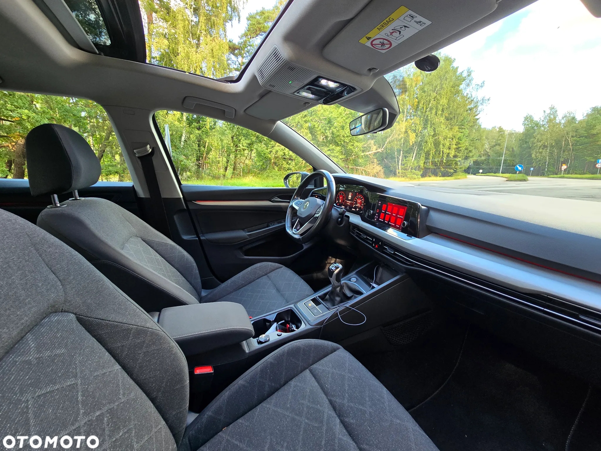 Volkswagen Golf VIII 2.0 TDI Life - 24