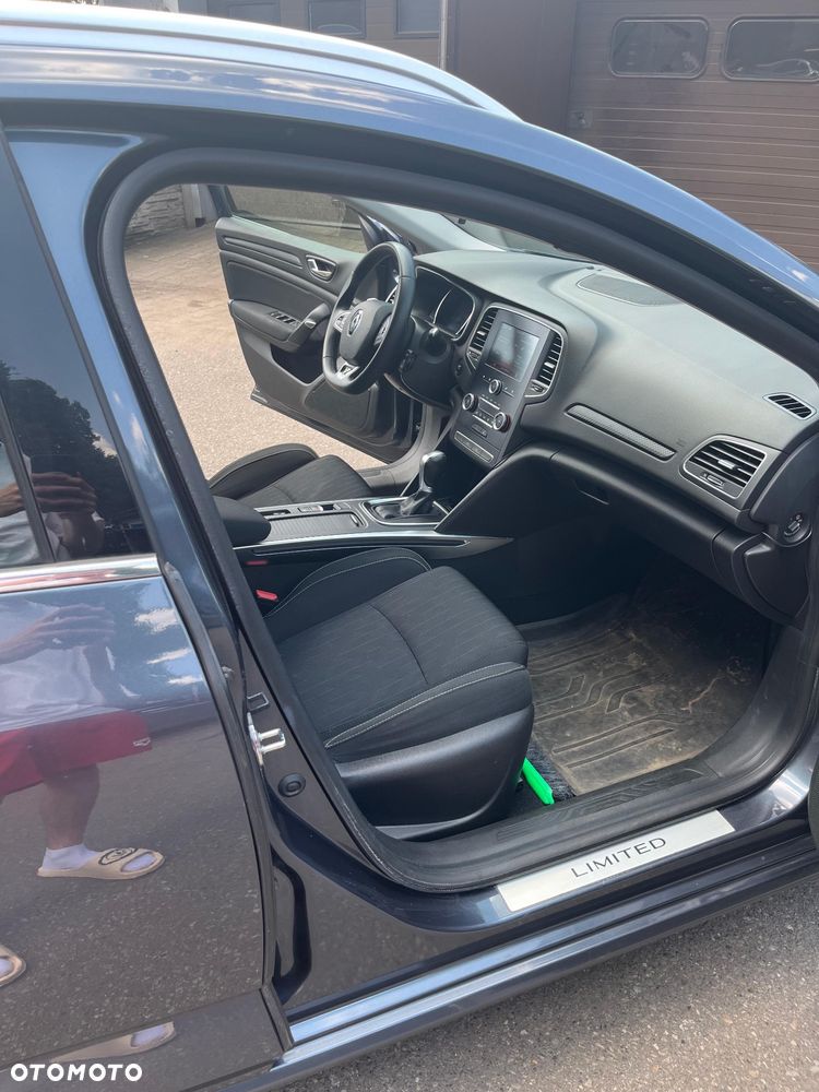 Renault Megane 1.3 TCe FAP Limited EDC - 14