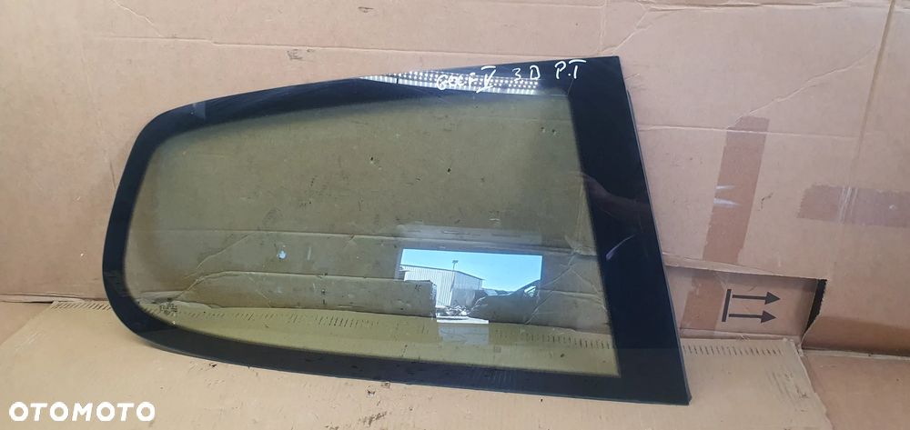 Szyba karoseryjna prawy tył tylna prawa VW Golf V HB 3D - 1