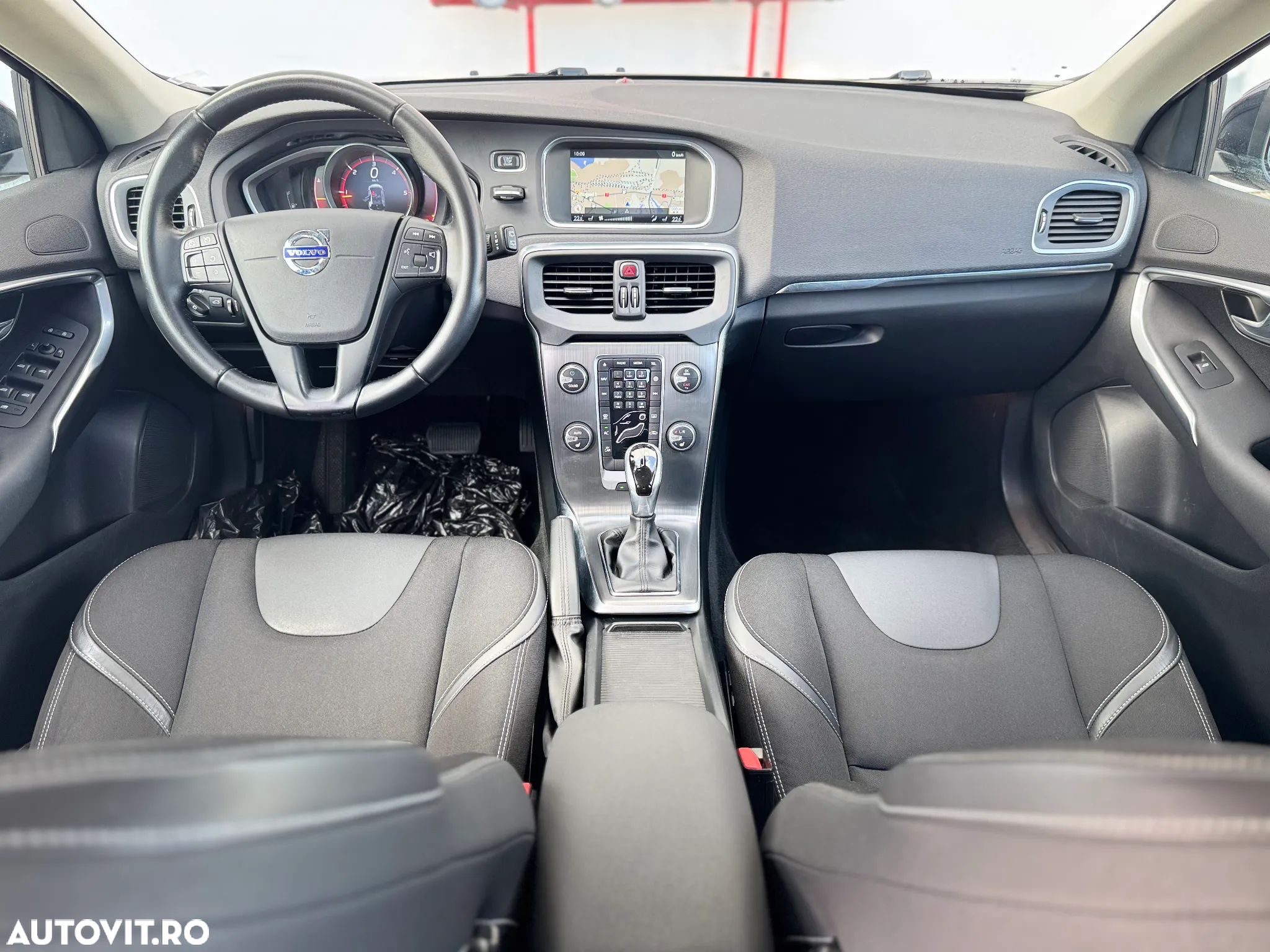 Volvo V40 D2 Geartronic Linje You! - 12
