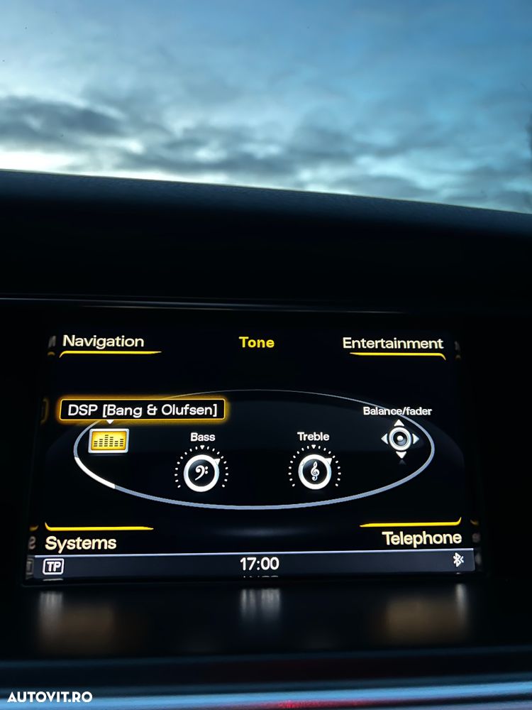 Audi A4 2.0 TDI quattro design - 14