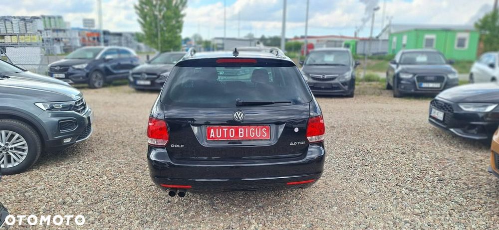 Volkswagen Golf - 8